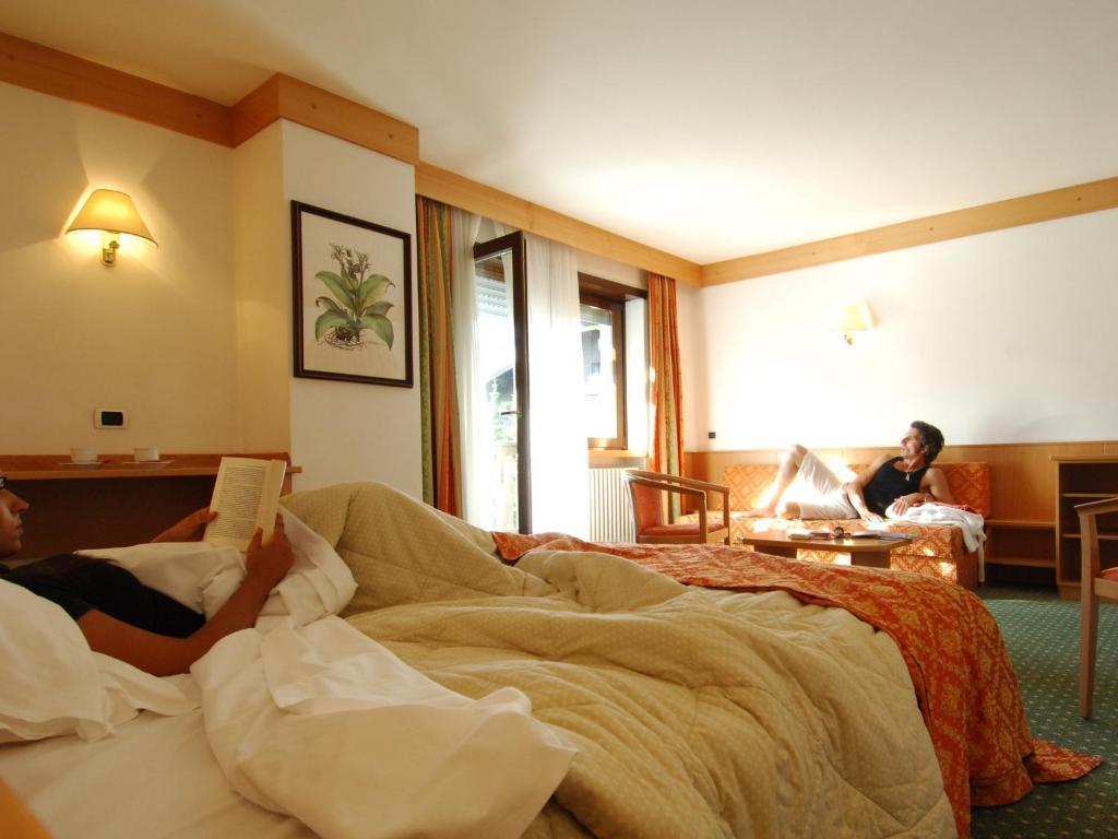 Hotel Antares Selva di Val Gardena Habitación foto